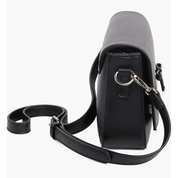 BADGLEY MISCHKA Bow Crossbody Bag NWT - Picture 4 of 5